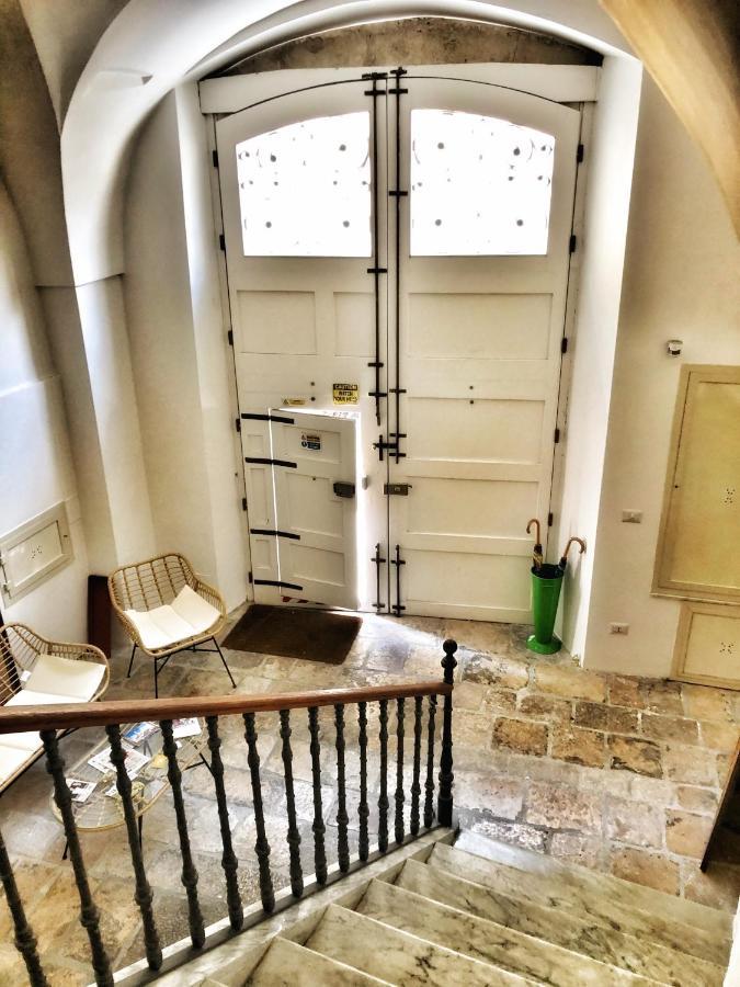 Bed and Breakfast Palazzo Salia Lecce Exterior foto