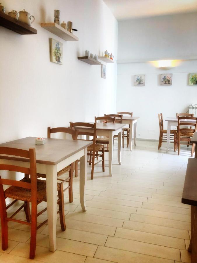 Bed and Breakfast Palazzo Salia Lecce Exterior foto